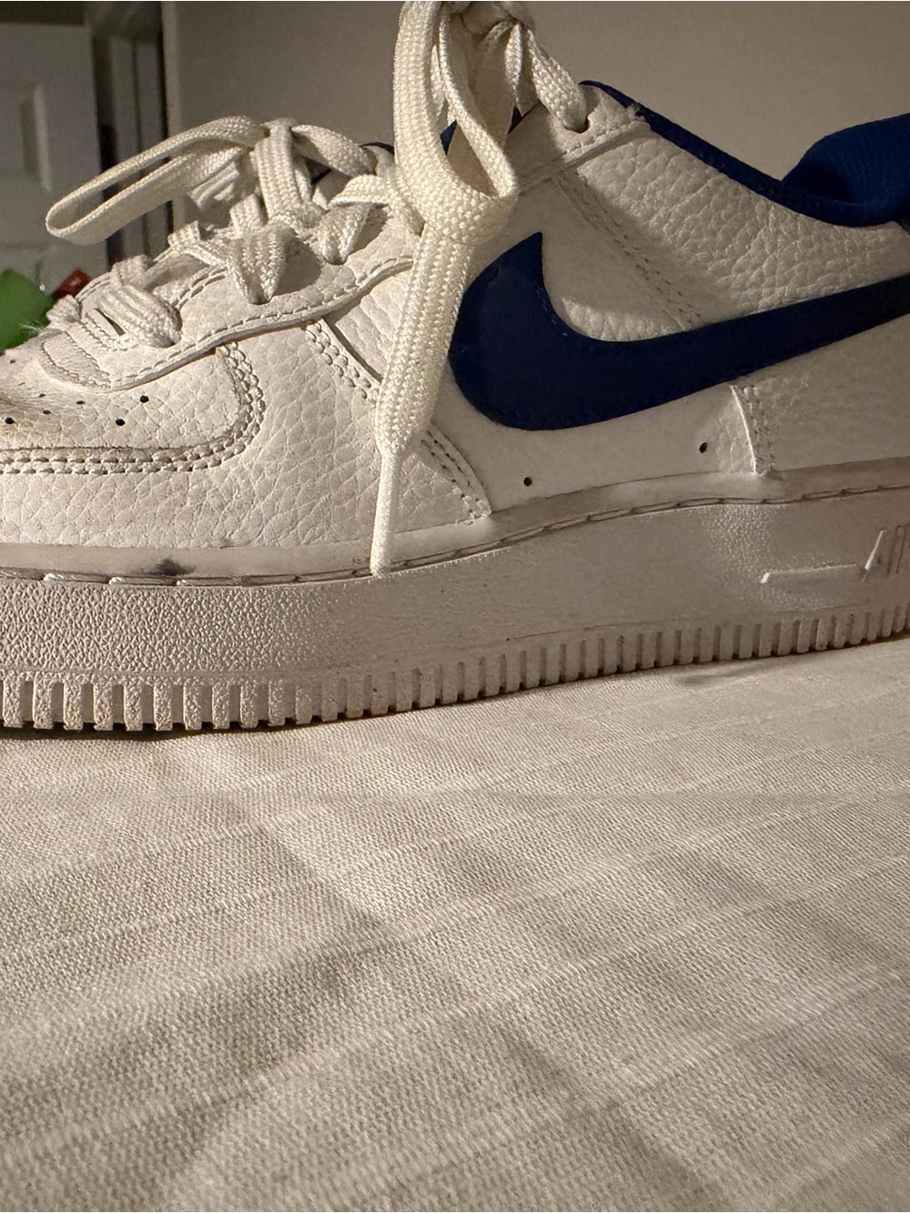 Kids Nike Air Force 1 Low GS - White/Deep Royal Blue Swoosh